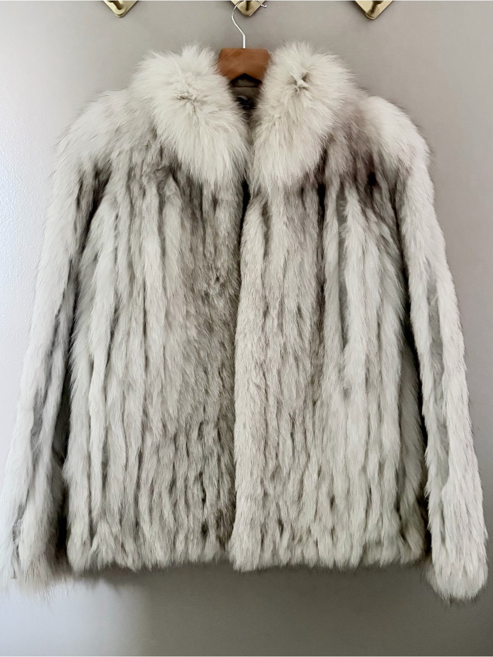 SAGA FOX Real Fur Coat Jacket White Grey Small Genuine Luxury Winter